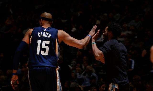 曼联错失良机，西汉姆联打击与英超联赛影响