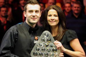 记者：前海港外援奇塔迪尼上海旅游期间专程重返俱乐部拜访