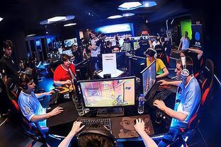 半场战报：柏林联合1-0海登海姆，拉尼-赫迪拉建功