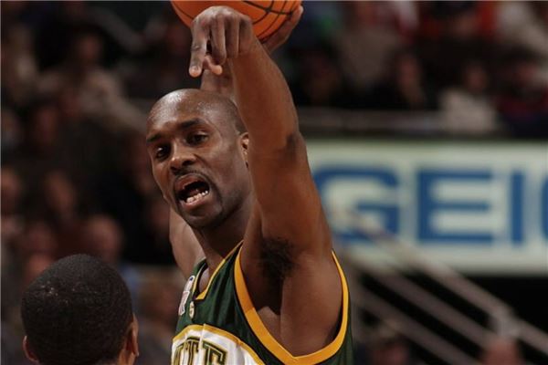 除了场上的 除了场上的