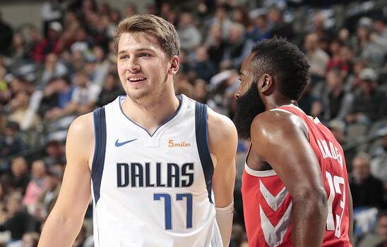 赛的表现 赛的表现