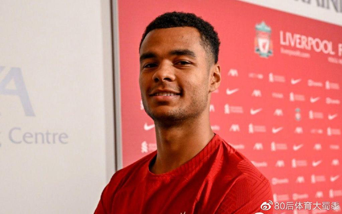 的舞台重新 的舞台重新