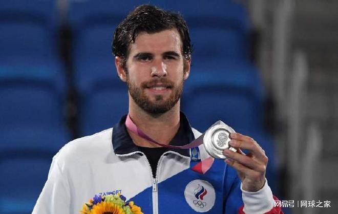 说飞就飞 说飞就飞