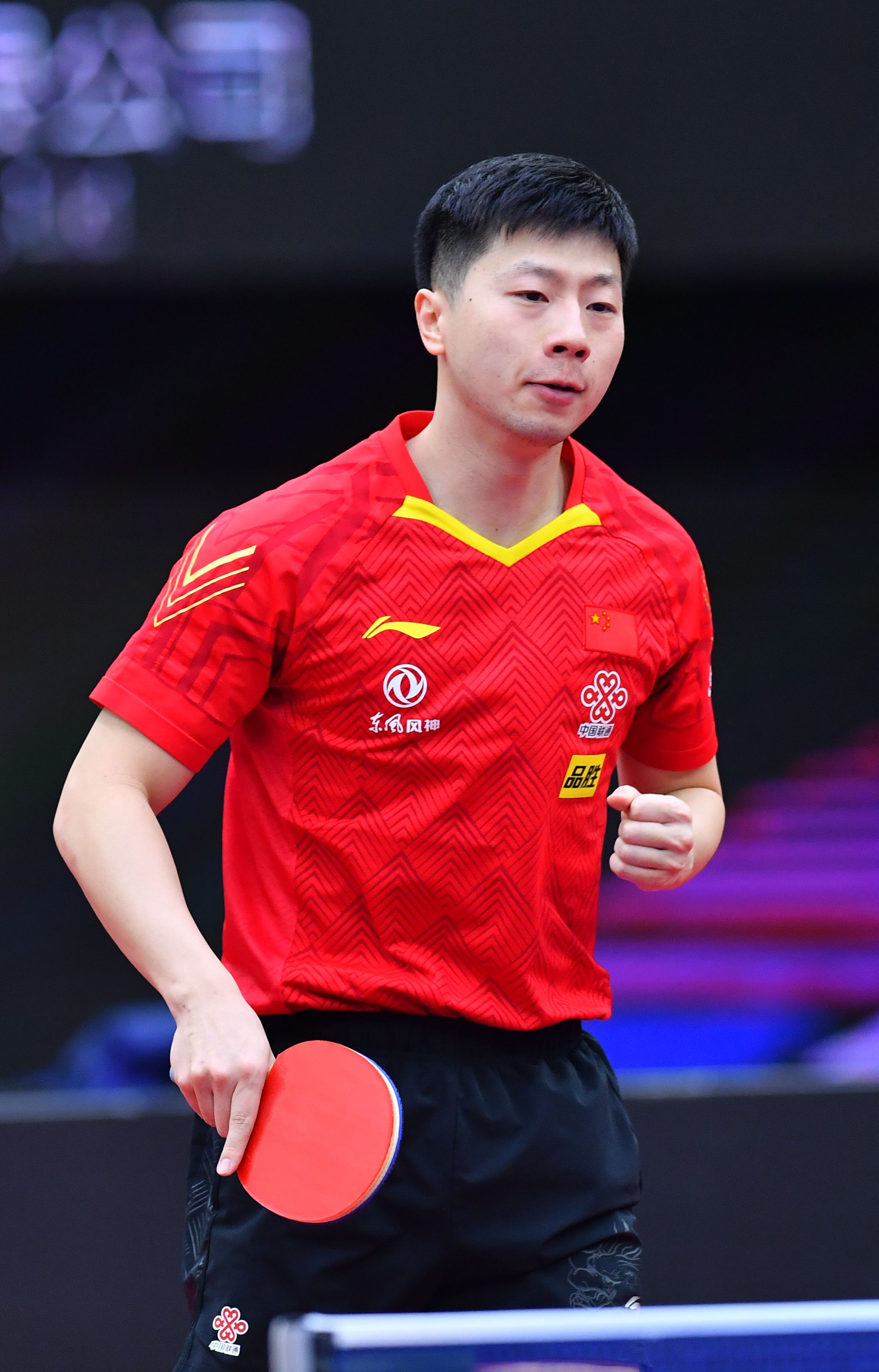 充满悬念 充满悬念