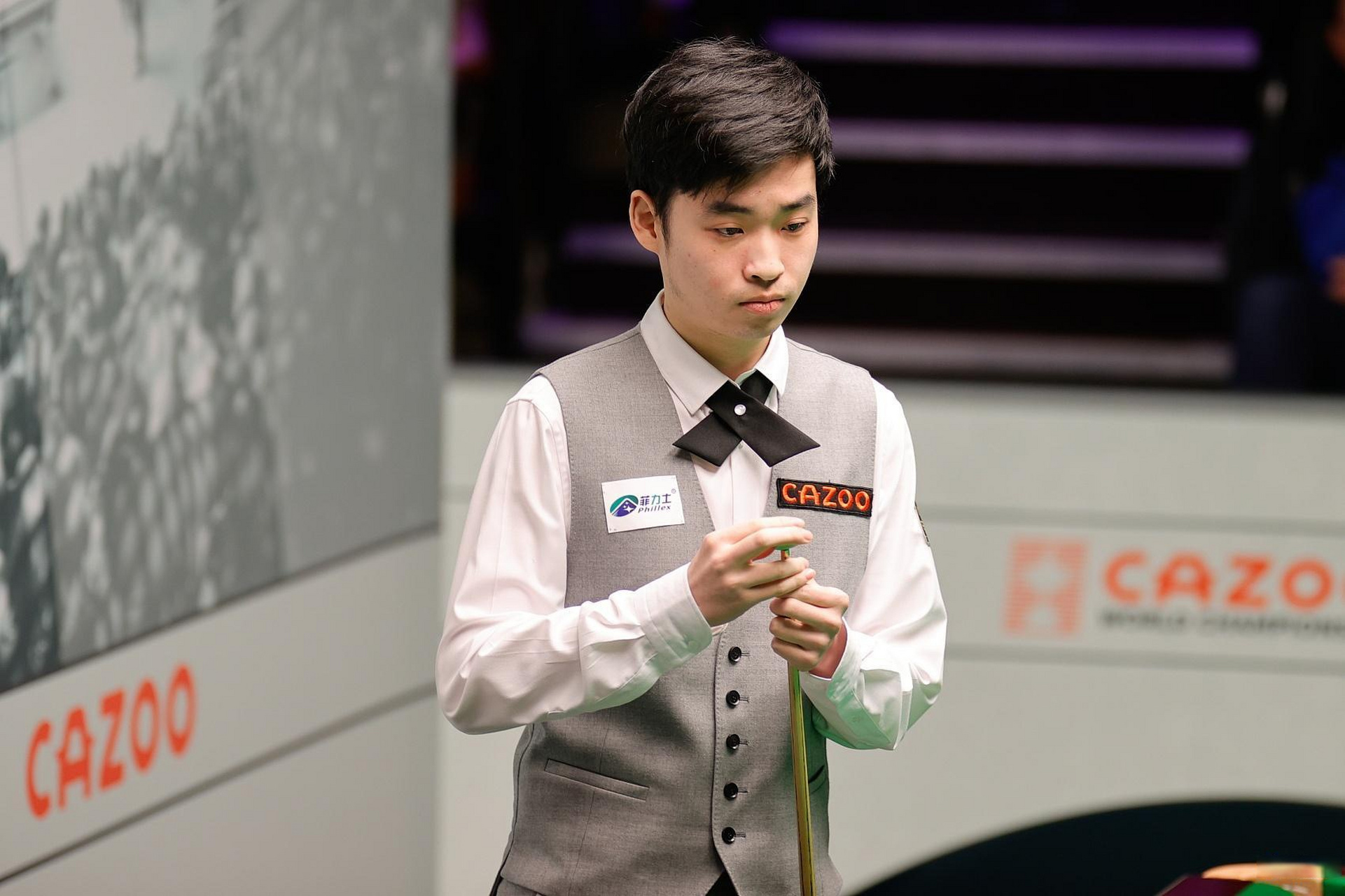 察比赛的每 察比赛的每